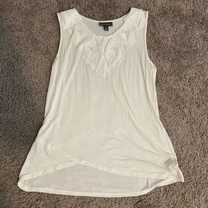 White Bold Elements Blouse Size Medium